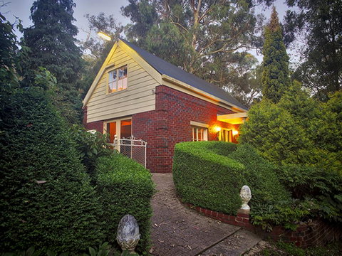 Tyneside Gatehouse - Broome Tourism 0