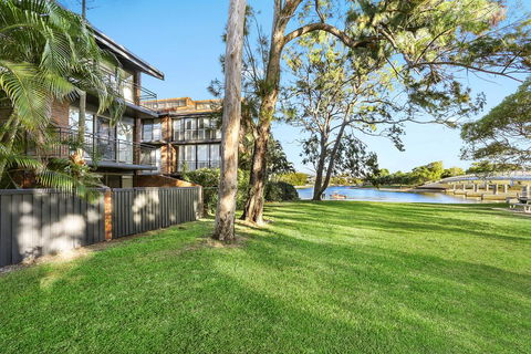 Unit 4 Weyba Lodge Noosa - Broome Tourism 1