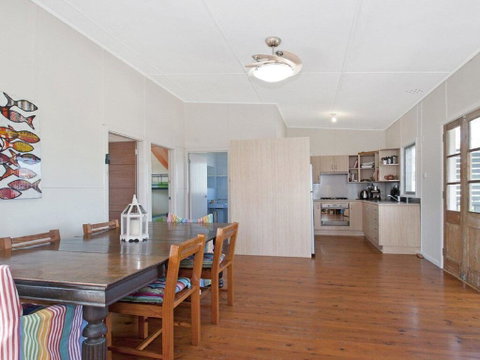 Urchins - Funky Comfort And Style - Broome Tourism 1