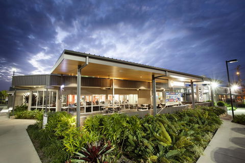 Vale Hotel - Broome Tourism 0