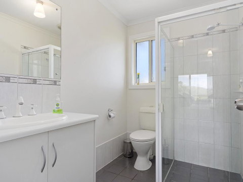 VALLEY VIEWS - 10 Valley Heights Drive - Broome Tourism 0