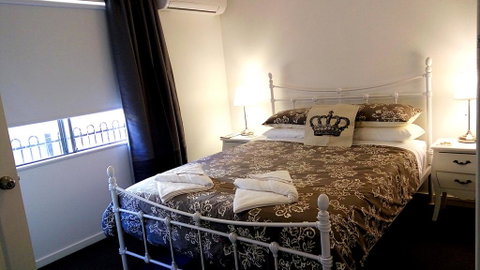 Victoria At Redcliffe Bed & Breakfast - Broome Tourism 2