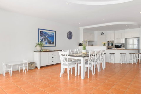 Villa Provence Coffs Harbour - Broome Tourism 3