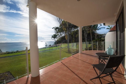 Villa Provence Coffs Harbour - Broome Tourism 1