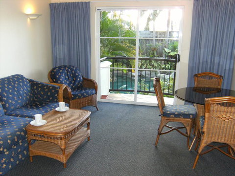 Villa Vaucluse Apartments - Broome Tourism 1