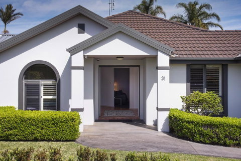 Village Drive 31 Ulladulla - Broome Tourism 3