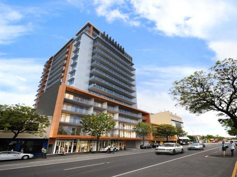 Vision On Morphett Adelaide Central - Broome Tourism 0