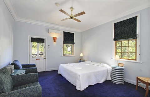 Walhalla's Star Hotel - Broome Tourism 3