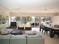 Book Wangi Wangi Accommodation Vacations Broome Tourism Broome Tourism
