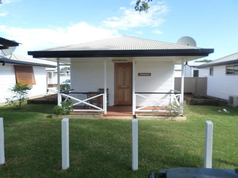 Warrego Hotel Motel Cunnamulla - Broome Tourism 0