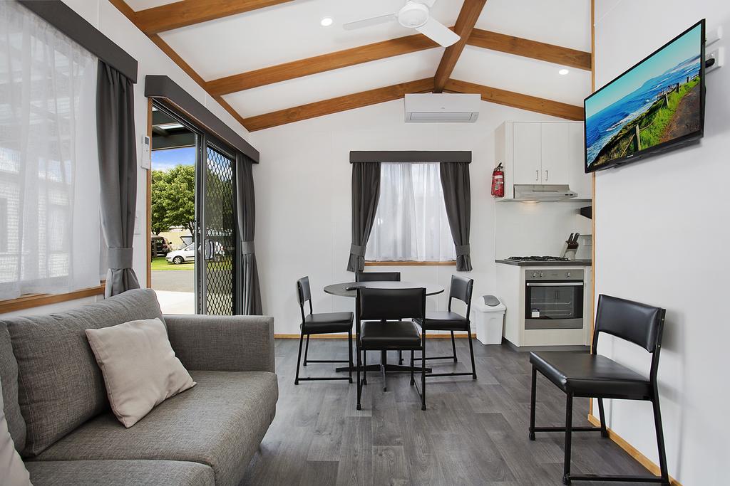 Warrnambool VIC Broome Tourism