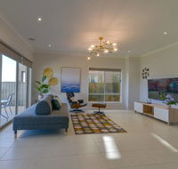 Waterfront Grand Villa for Big Group - Broome Tourism