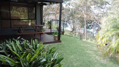 Waterfront Jervis Bay Escape Cooinda - Broome Tourism 3