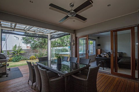 Nautical Rise Torquay - Broome Tourism 4