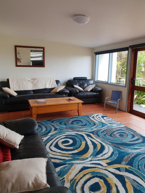Relax In San Remo - Broome Tourism 10