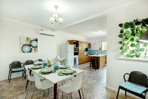 Sunryes Beach House - Broome Tourism 16