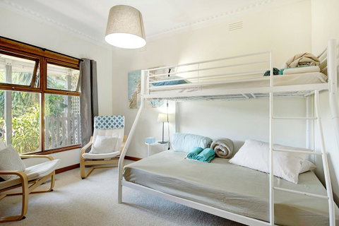 Sunryes Beach House - Broome Tourism 12
