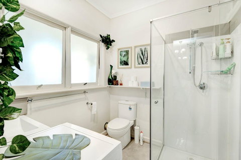 Sunryes Beach House - Broome Tourism 21