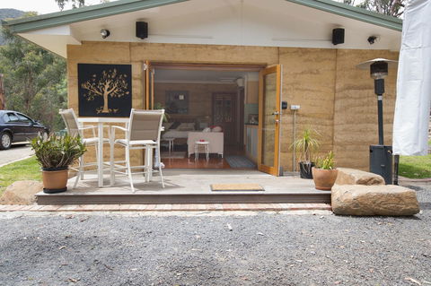 Bundjil Studio - Broome Tourism 2