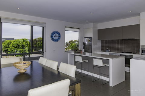 1 Pebble Place - Broome Tourism 0