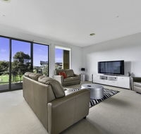 23 Coast Drive Torquay - Broome Tourism