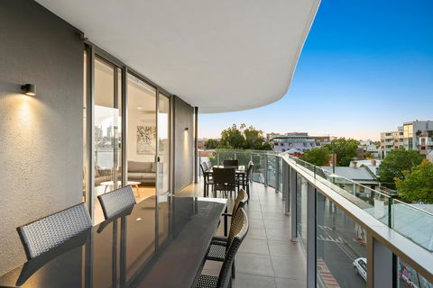 District Apartments Fitzroy - Broome Tourism 4