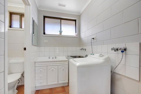 Hybiscus Waterfront Apartments - Broome Tourism 20