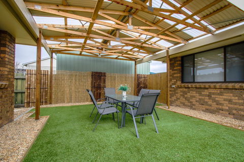 Hybiscus Waterfront Apartments - Broome Tourism 34