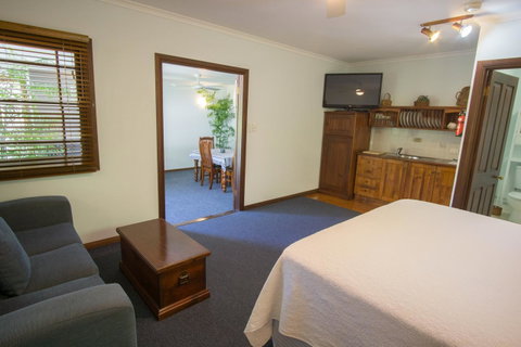 Debbie\'s Place - Broome Tourism 42