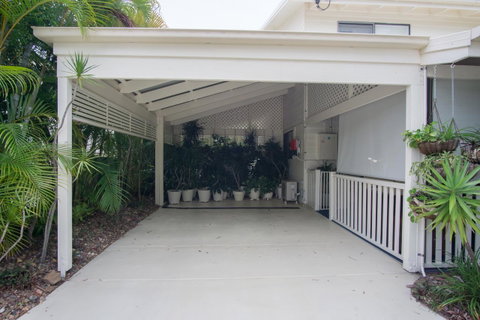 Debbie\'s Place - Broome Tourism 24