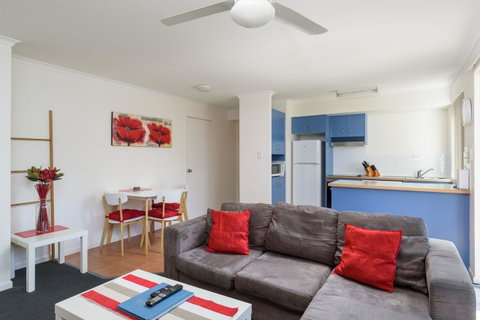 Rainbow Getaway Holiday Apartments - Broome Tourism 6