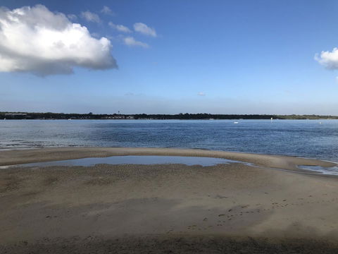 Bribie Island Hotel - Broome Tourism 7