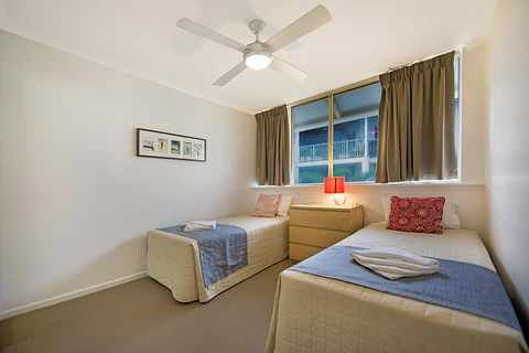 Whale Watch Ocean Beach Resort - Broome Tourism 8