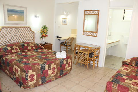 Amaroo On Mandalay, Magnetic Island - Broome Tourism 16