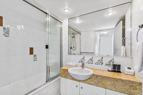 Mantra Mooloolaba Beach - Broome Tourism 31