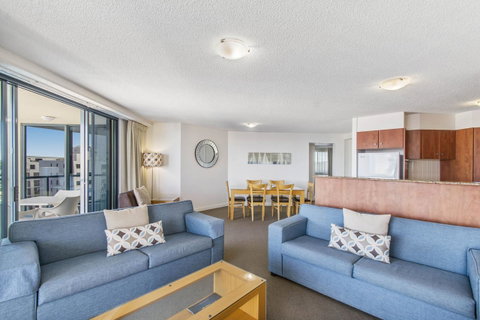 Mantra Mooloolaba Beach - Broome Tourism 18