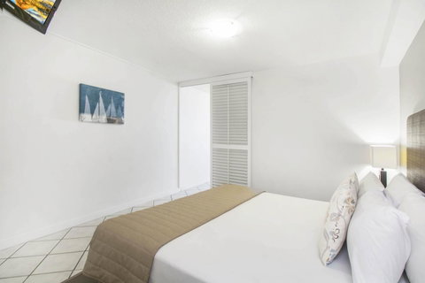Mantra Mooloolaba Beach - Broome Tourism 36