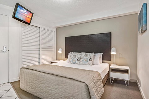 Mantra Mooloolaba Beach - Broome Tourism 3