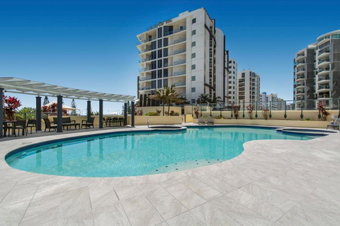 Mantra Mooloolaba Beach - Broome Tourism 0