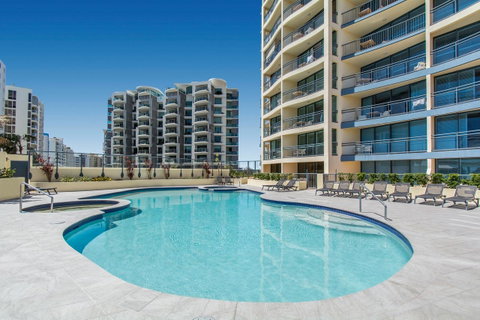 Mantra Mooloolaba Beach - Broome Tourism 10