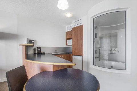 Mantra Mooloolaba Beach - Broome Tourism 34