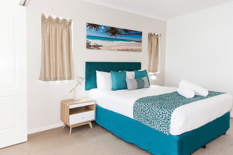 Ocean Views Resort Caloundra - Broome Tourism 32