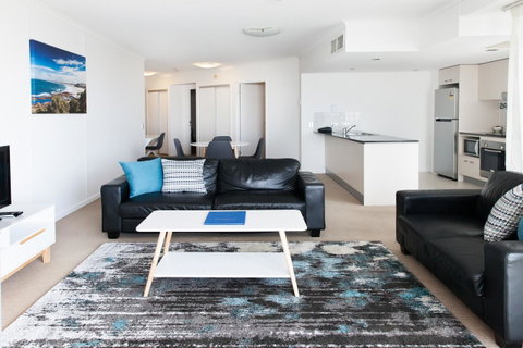 Ocean Views Resort Caloundra - Broome Tourism 38