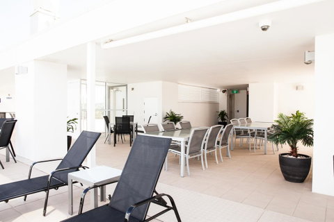 Ocean Views Resort Caloundra - Broome Tourism 5