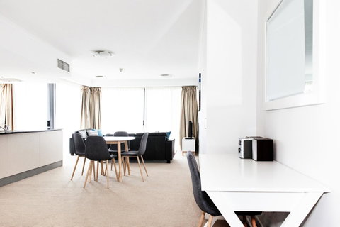 Ocean Views Resort Caloundra - Broome Tourism 41
