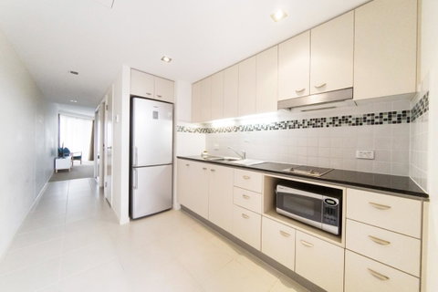Ocean Views Resort Caloundra - Broome Tourism 23