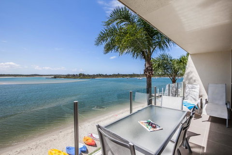 Noosa Harbour Resort - Broome Tourism 3