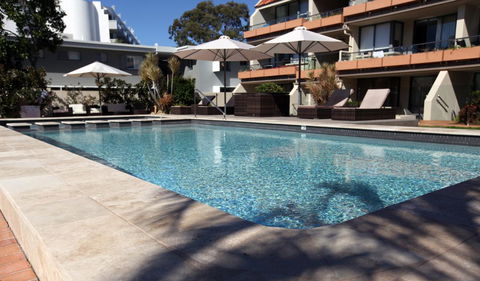 Hotel Laguna - Broome Tourism 11