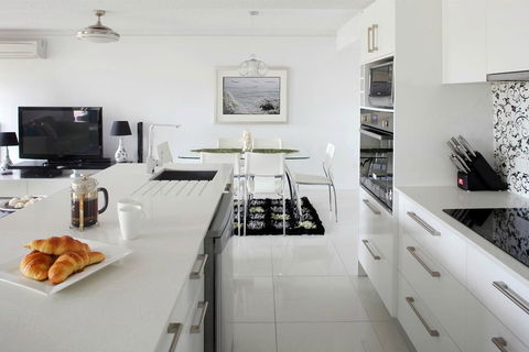 Hotel Laguna - Broome Tourism 3