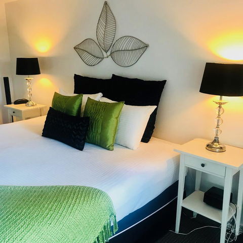 Hotel Laguna - Broome Tourism 9